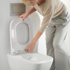 Geberit Selnova Square fali WC mélyöblítésű készlet zárt forma Rimfree WC-ülőkével